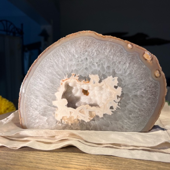 Elegant White and Tan Geode Slice Decor 5lbs 11 ounces